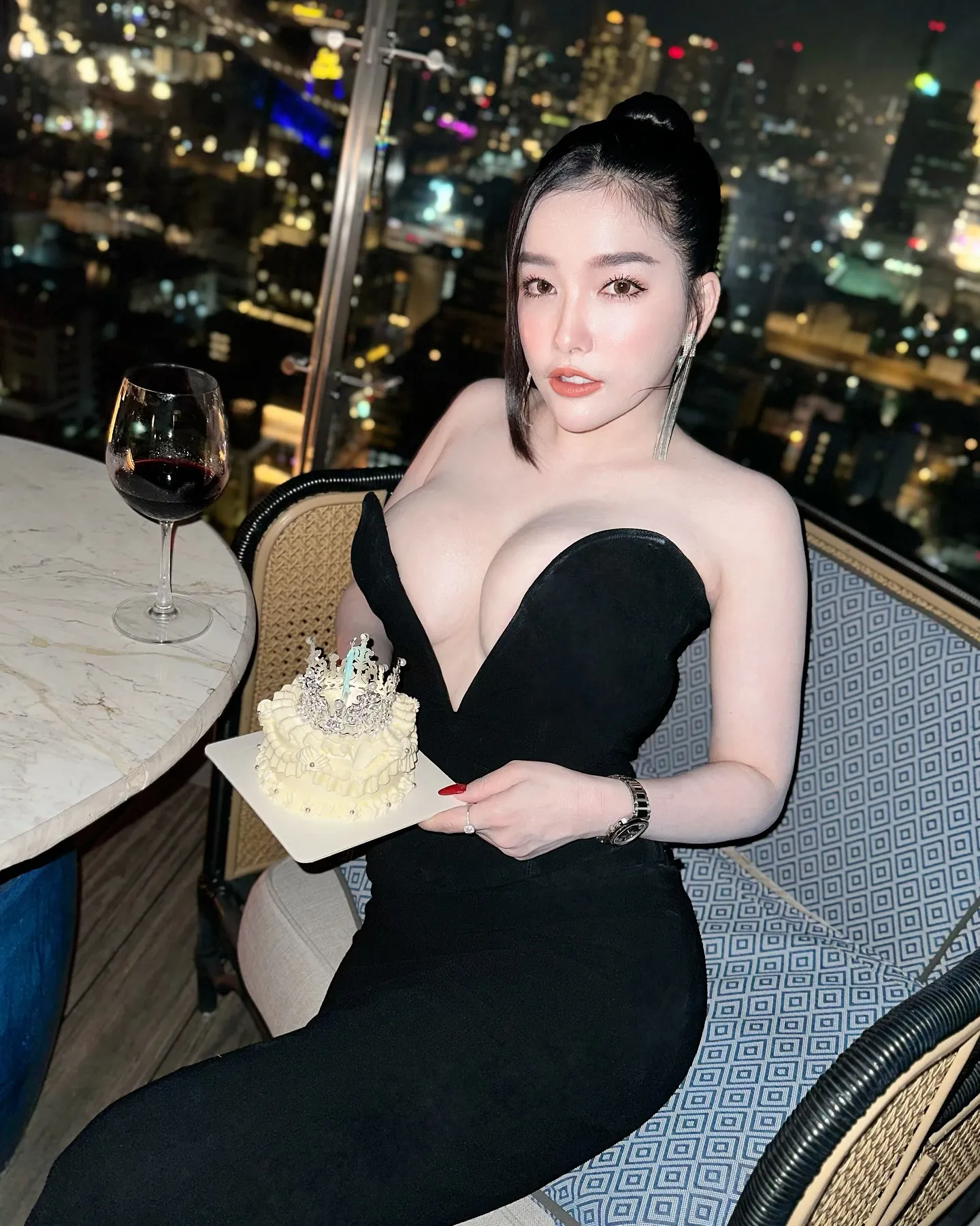 น้องใบเฟิร์น เน็ตไอดอลสุดเซ็กซี่ ผลงานโดดเด่นน่าติดตาม 41