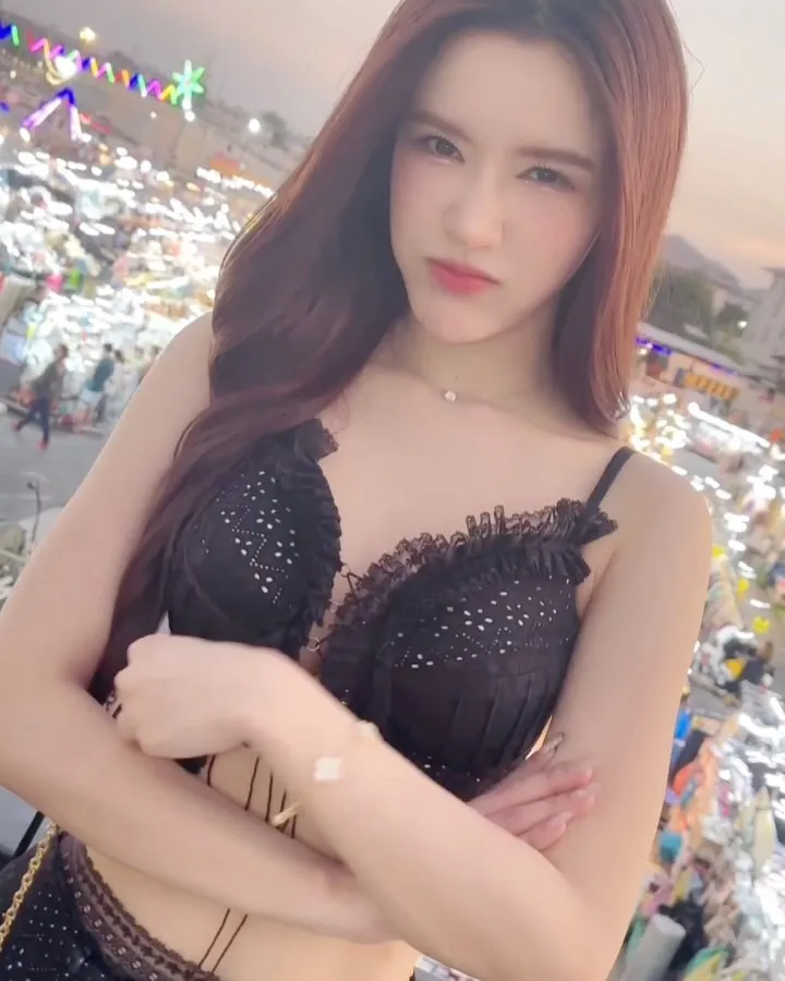แอลตูน อภัสนันท์ ก็มาดิคร้าบ ตัวตึงก็มาดิคร้าบ สวยปนฮา แถมความเซ็กซี่ 14