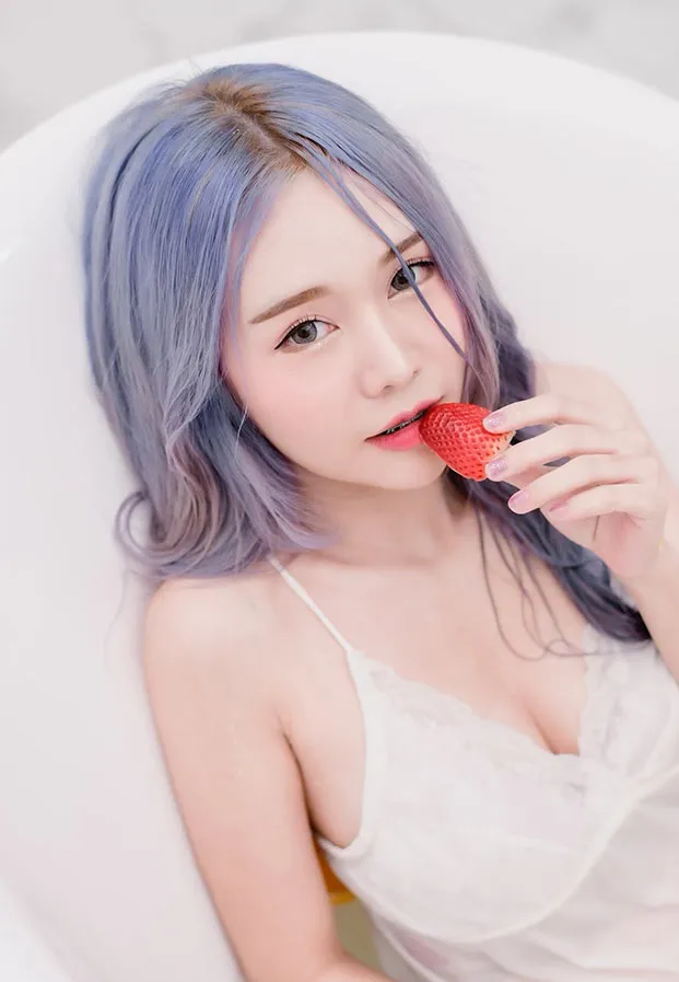 ปานฝัน ไวยาการณ์ นางแบบสาวผิวขาวจั๊วะ เนียนทุกสัดส่วน ผลงานเซ็กซี่ฉ่ำ โดนใจ 35