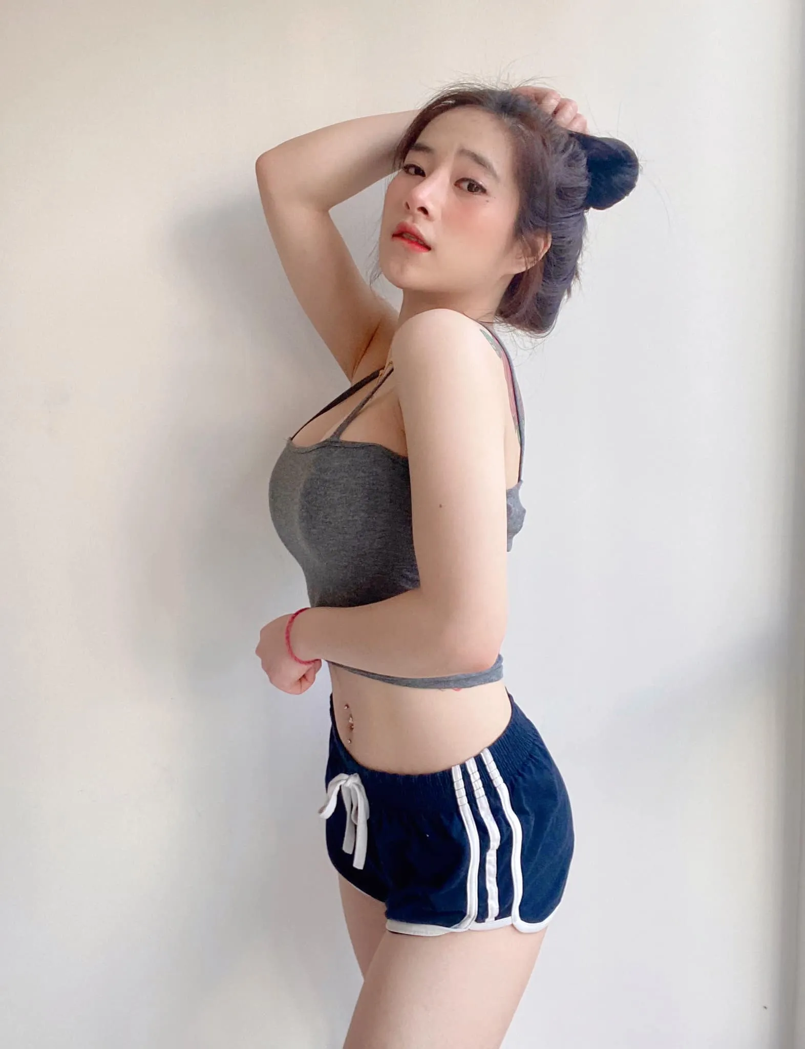 น้องนุ้งนิ้ง เน็ตไอดอลเซ็กซี่ หน้าหมวย หุ่นดี ผิวขาวเนียนไปทั้งตัว 17