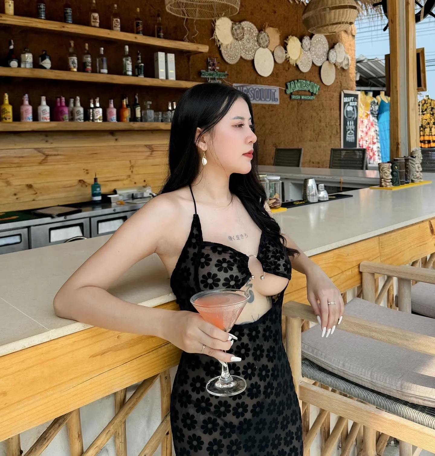 น้องน้ำทิพย์ Trithip สาว นศ. ผลงานเซ็กซี่สุดปัง จนต้องร้องขอชีวิต 10