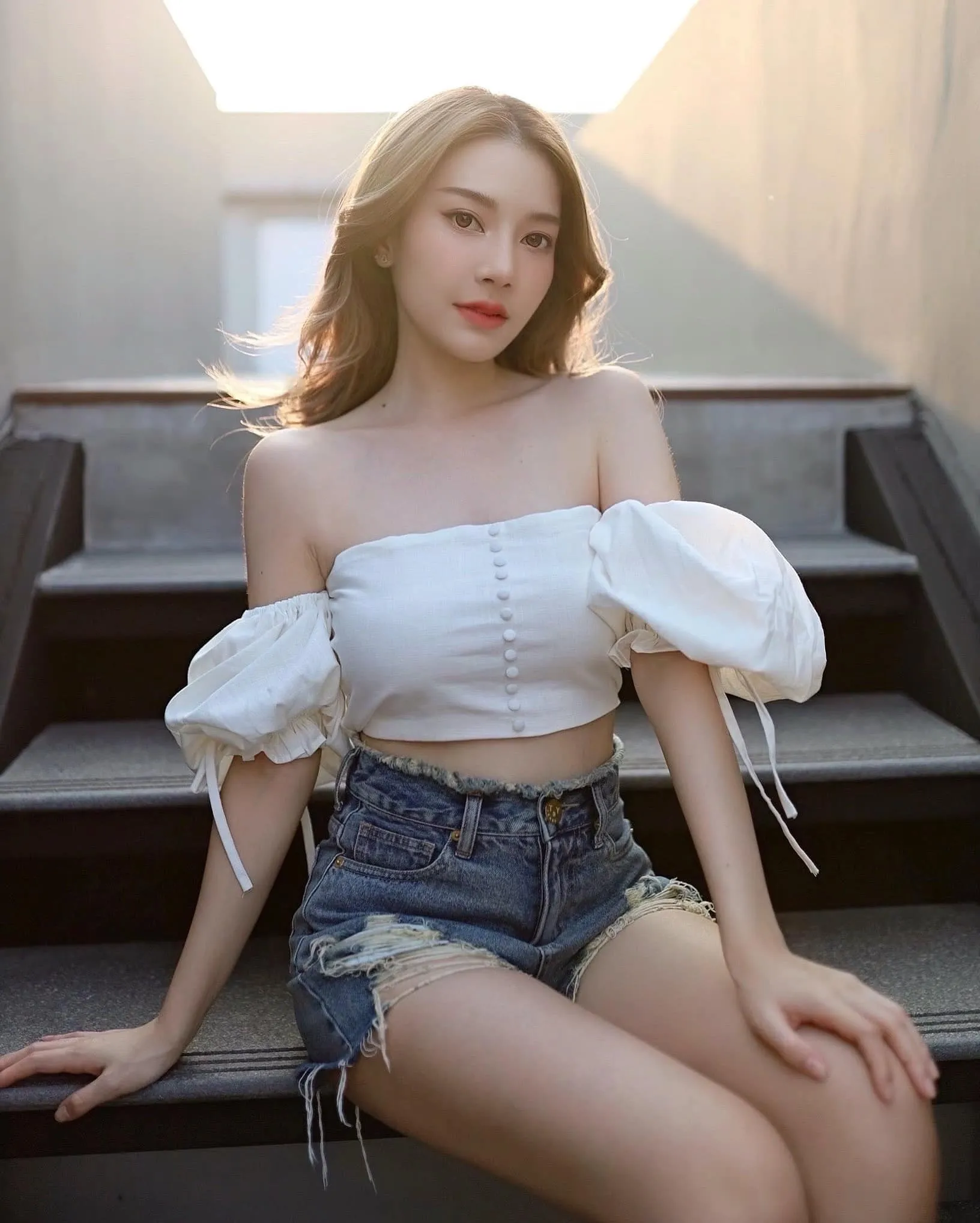 ตังมวย พริตตี้สาวสวย ผู้ขโมยดวงใจของแฟนคลับ ใครเห็นก็อยากรู้จัก 23