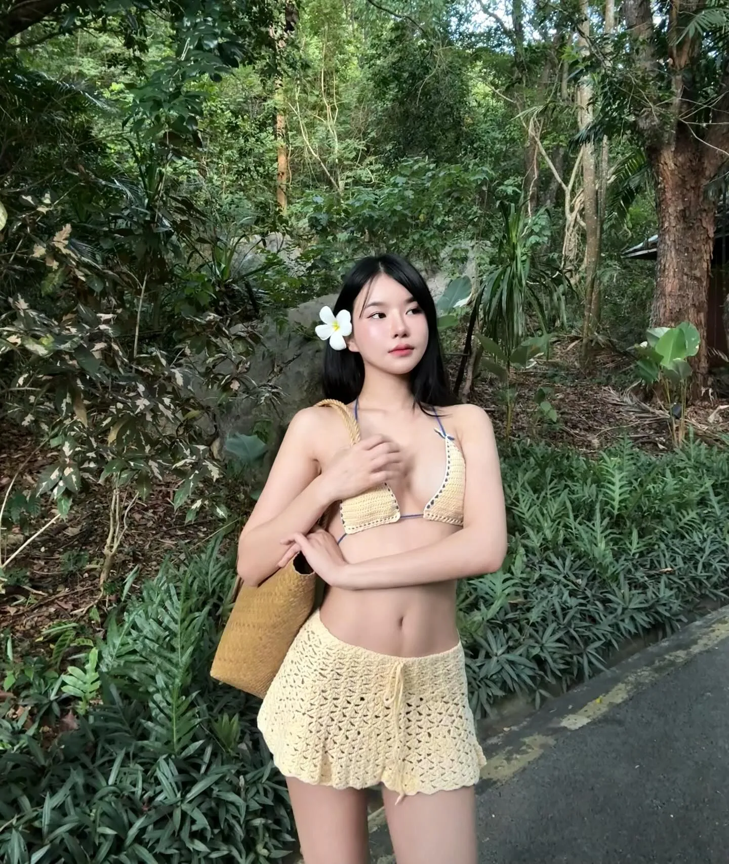 Bam Mangpor นางแบบ Onlyfans 18+ สุดเซ็กซี่ ตัวเล็กดี น่ารักสุด 25