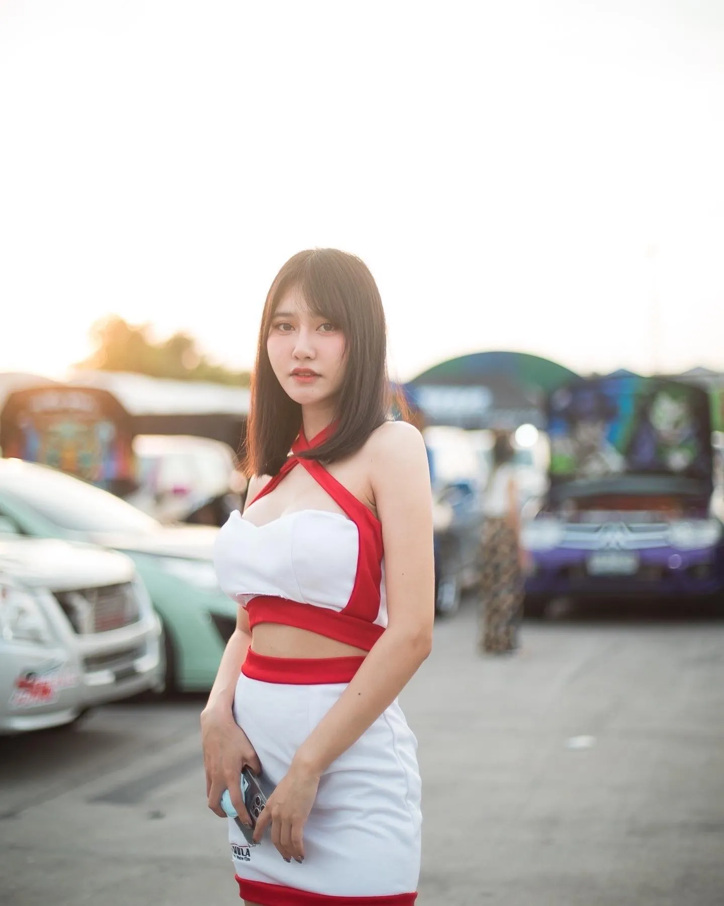 เฟิร์น ชลลดา สาวสวยหน้าหวานปานน้ำผึ้ง หุ่นเซี๊ยะเพรียวบาง 4