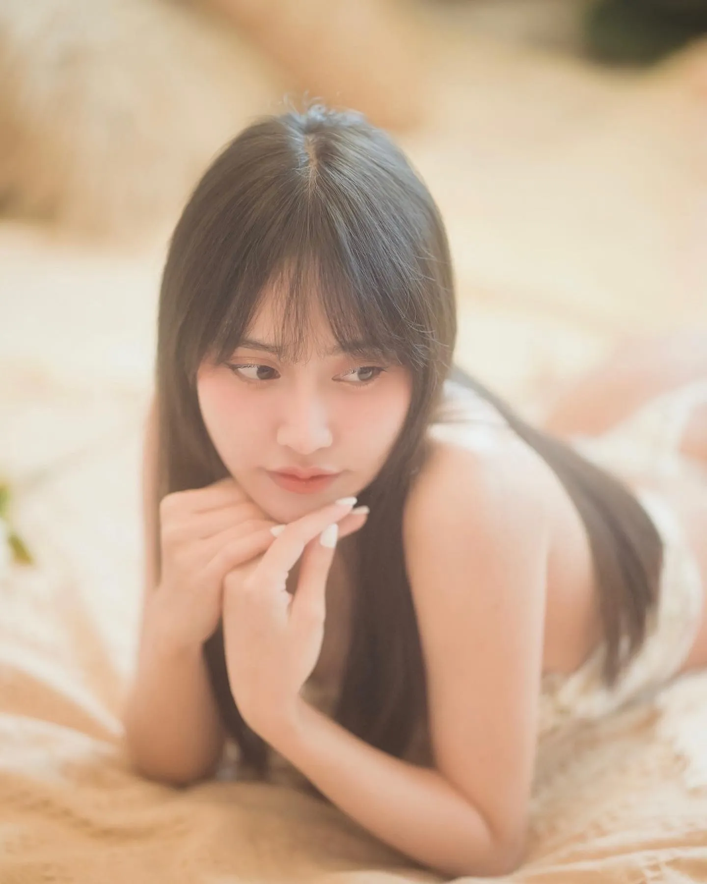 เฟิร์น ชลลดา สาวสวยหน้าหวานปานน้ำผึ้ง หุ่นเซี๊ยะเพรียวบาง 7