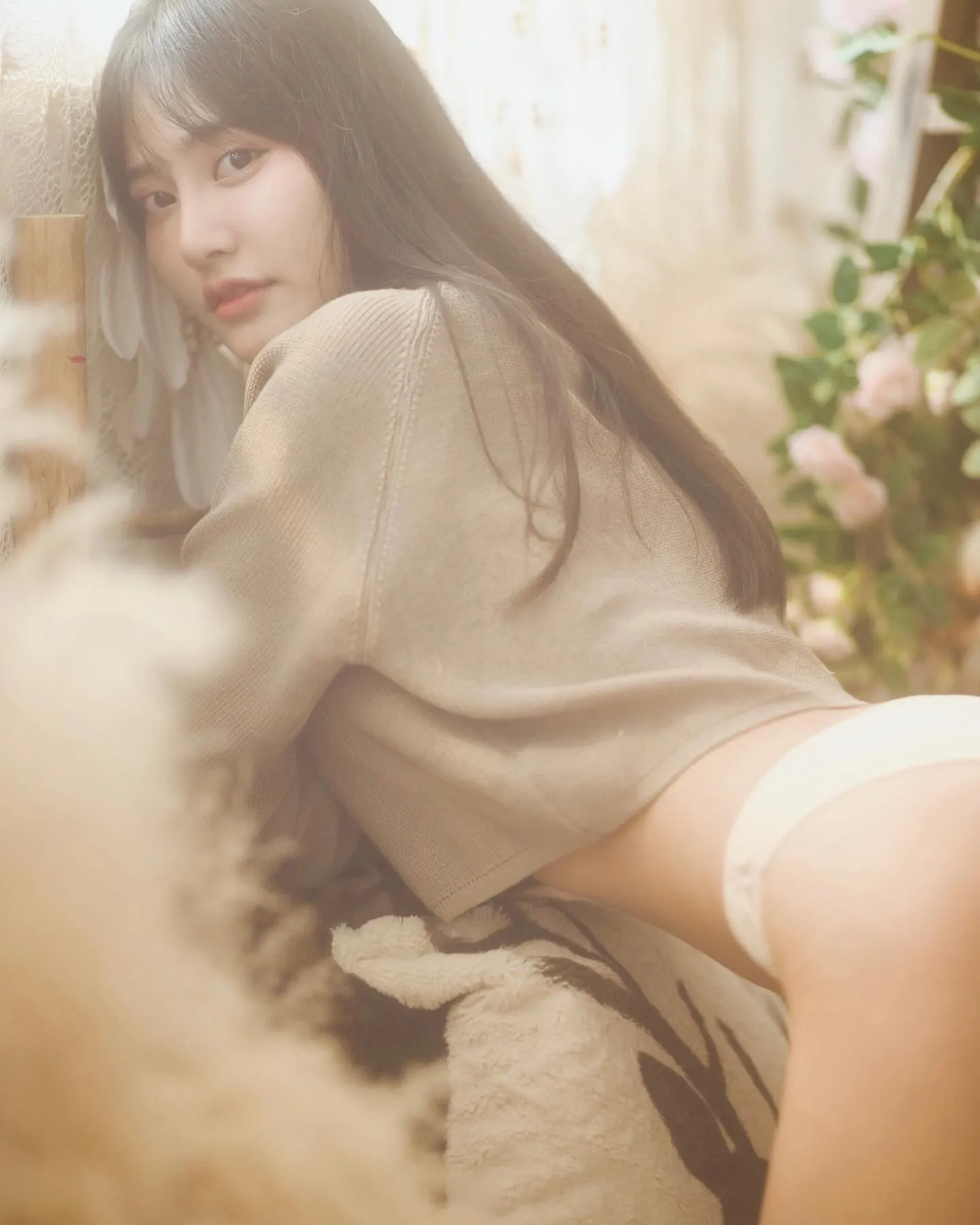 เฟิร์น ชลลดา สาวสวยหน้าหวานปานน้ำผึ้ง หุ่นเซี๊ยะเพรียวบาง 12