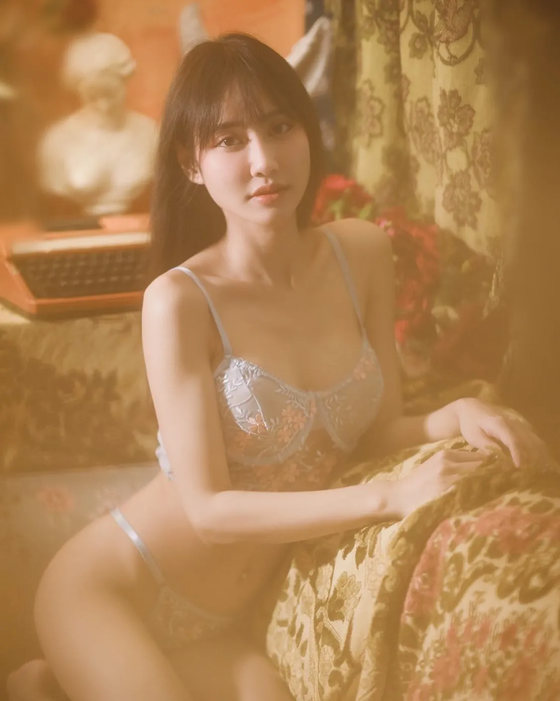เฟิร์น ชลลดา สาวสวยหน้าหวานปานน้ำผึ้ง หุ่นเซี๊ยะเพรียวบาง 21