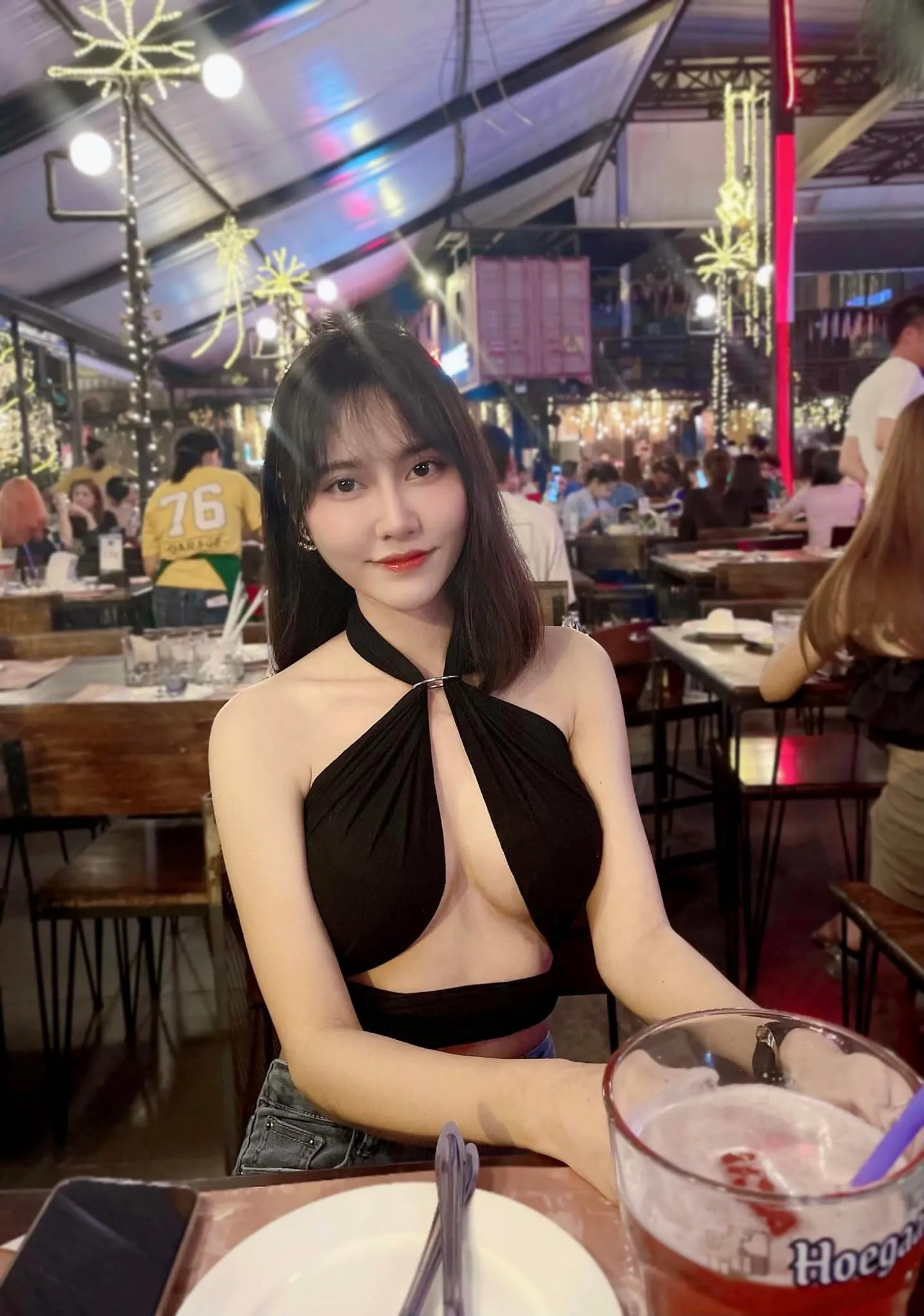 เฟิร์น ชลลดา สาวสวยหน้าหวานปานน้ำผึ้ง หุ่นเซี๊ยะเพรียวบาง 30