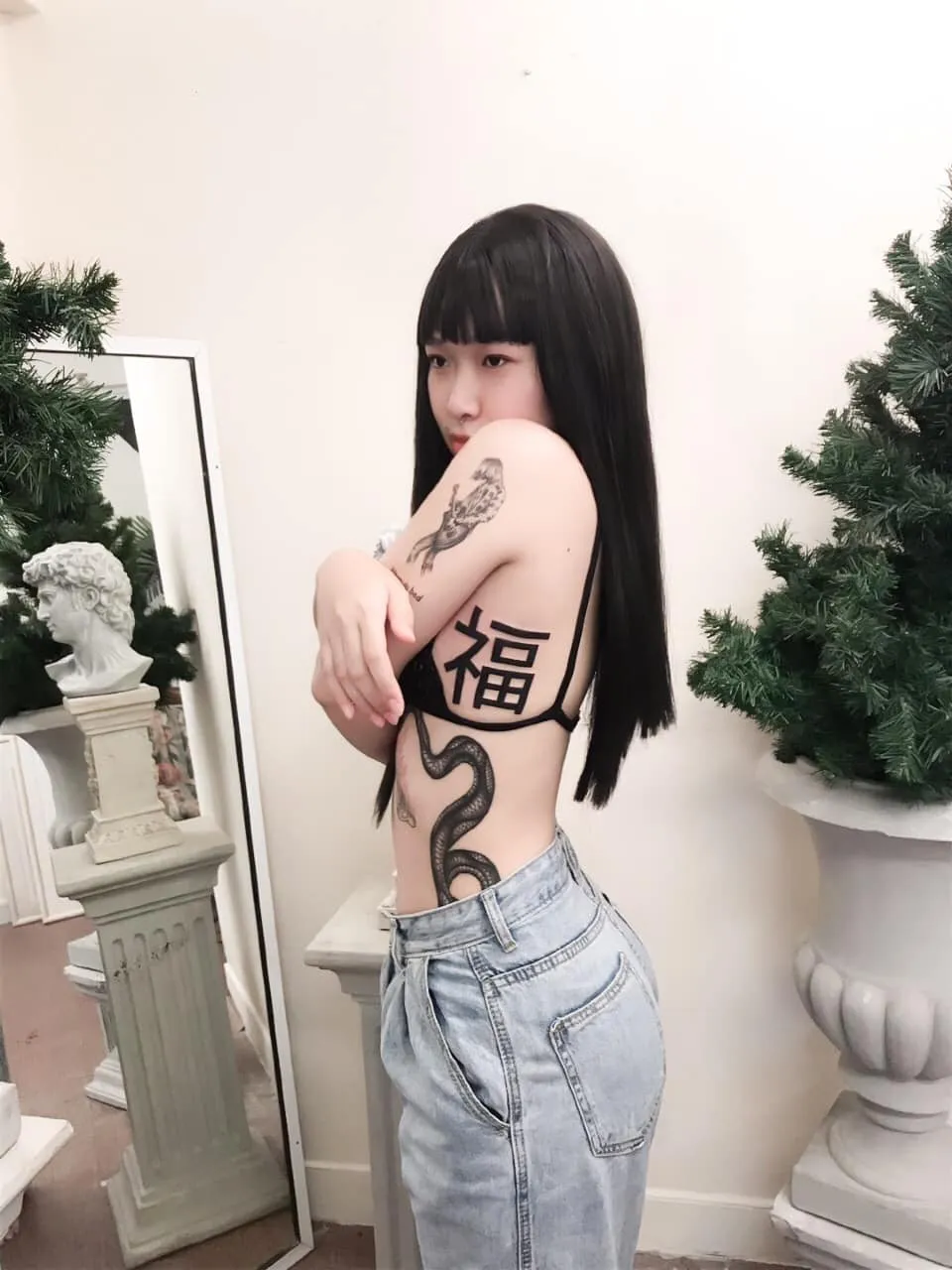 โอปอล์ Onlyfans หรือ โอปอล์จุ๊ป เน็ตไอดอลรอยสักเซ็กซี่ ผลงานเร้าใจ 1