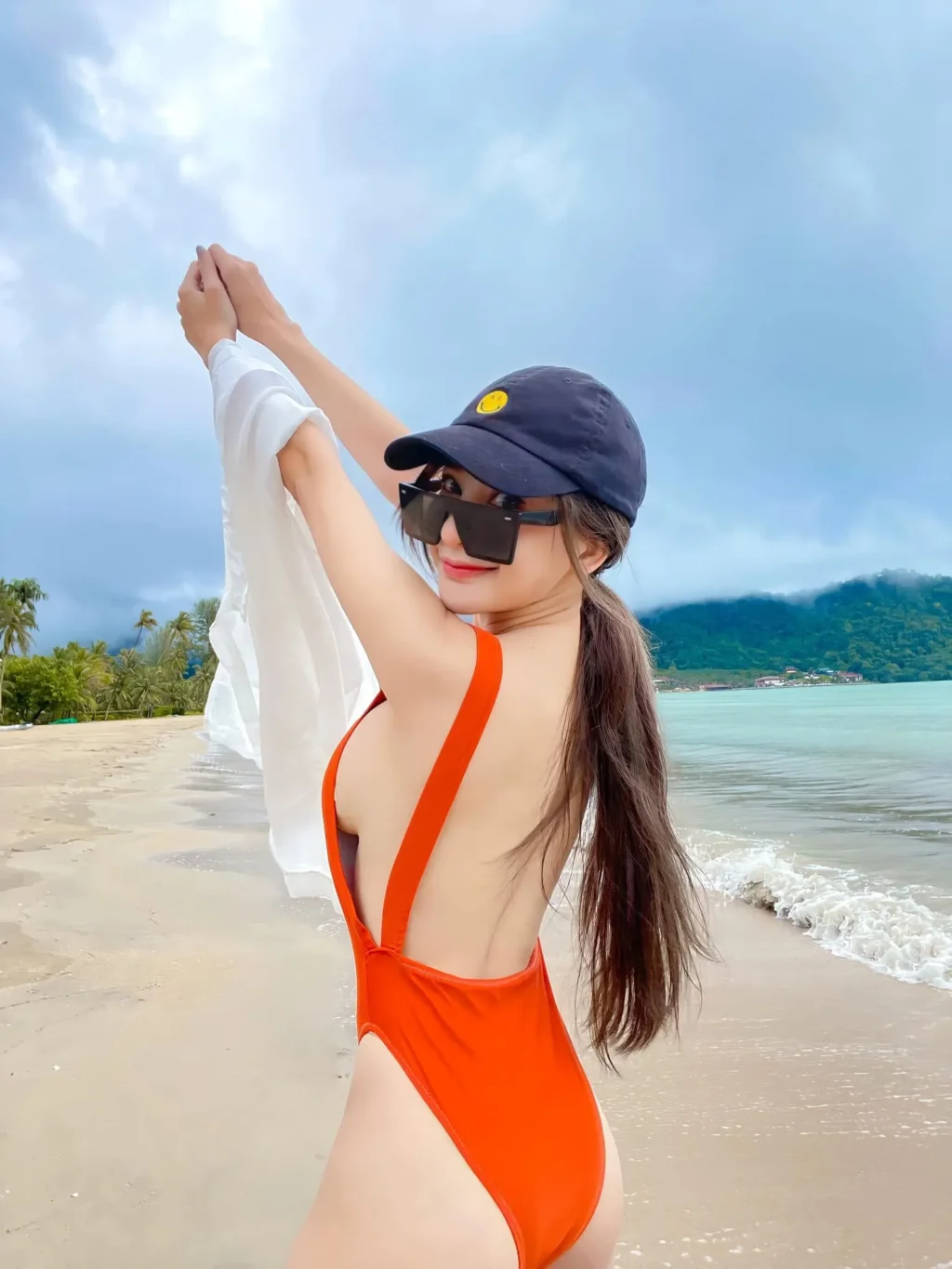 น้องเดียร์ เน็ตไอดอล